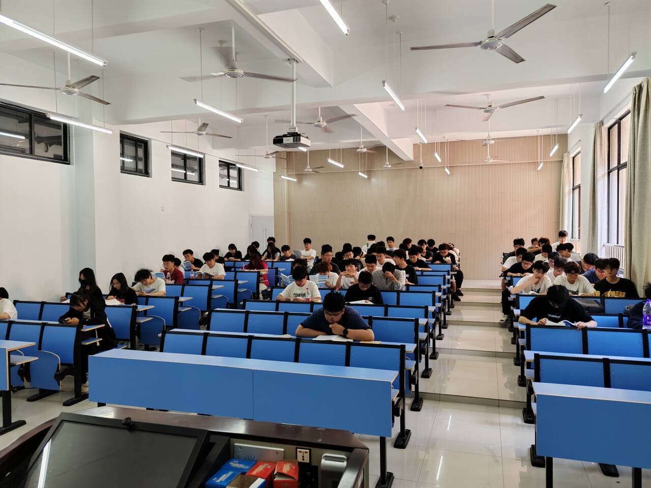 0c40b3b310e5a046f85ee6eefdd7b515.jpg 0c40b3b310e5a046f85ee6eefdd7b515.jpg